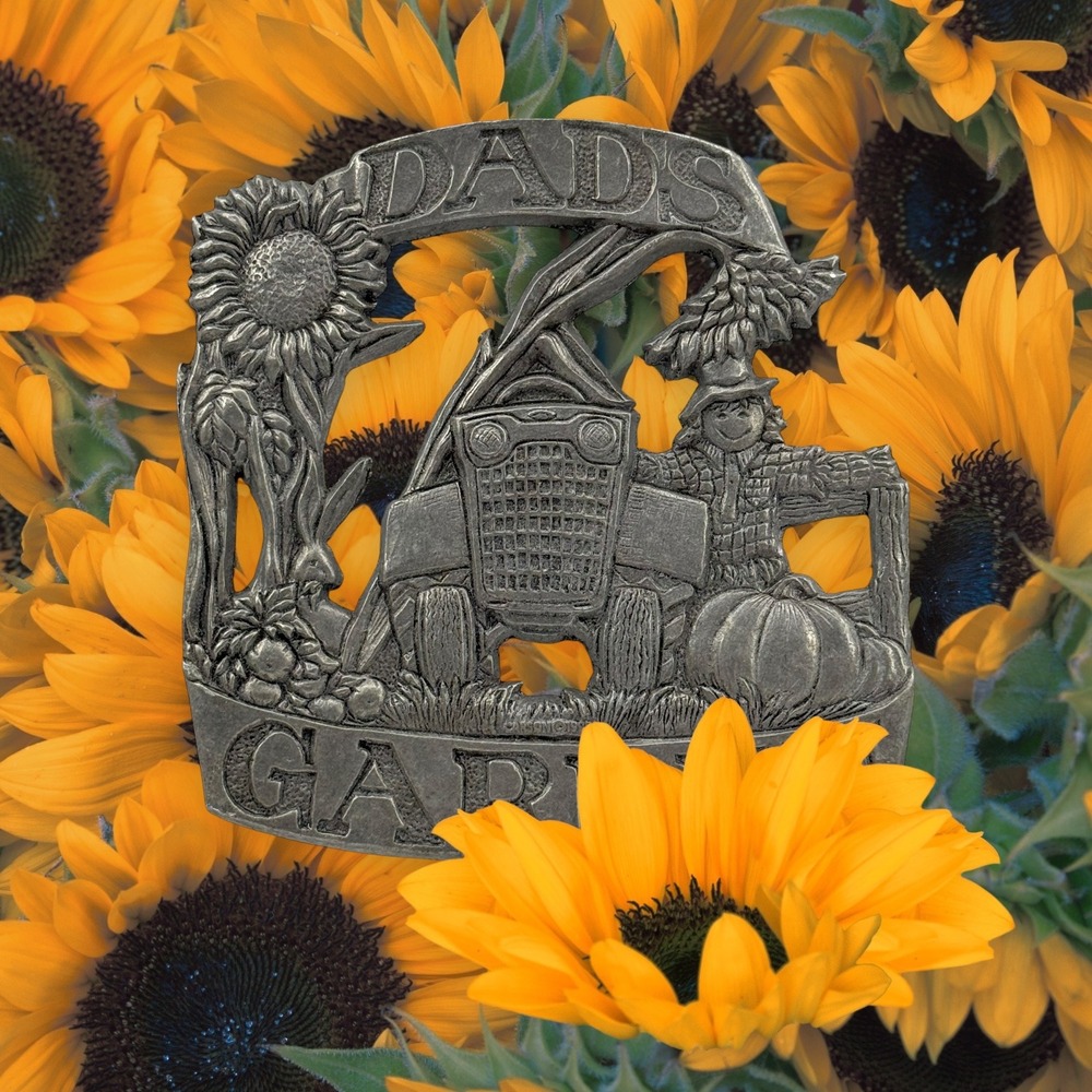 Vintage Dads Garden Metal Plant Marker Tractor Scarecrow Sunflower Decoration